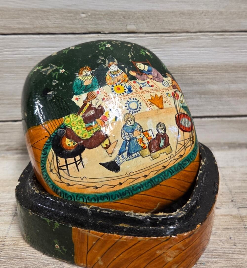 Lacquer Trinket Box Hand Painted Folk Art Family Scene Made In India